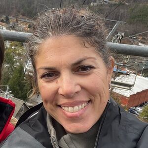 Meet your Posher, Devany